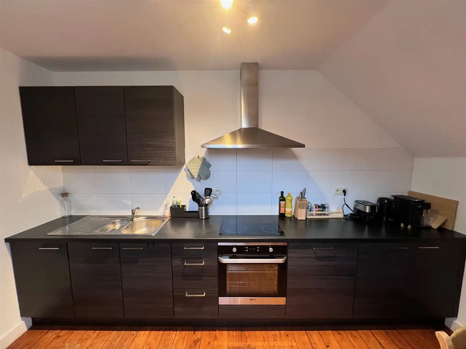 Gemeubeld appartement met 2 slaapkamers in Zurenborg! foto 7