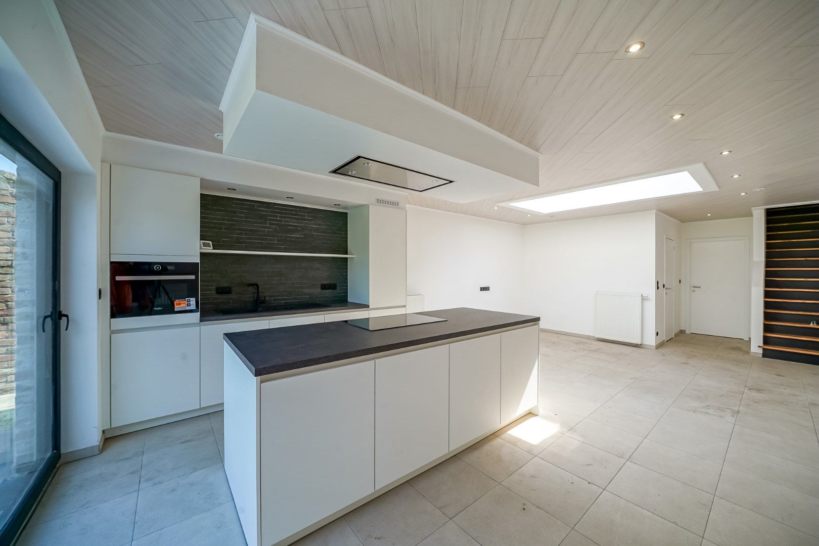 Gerenoveerde woning op een rustige locatie te Westkerke foto 5