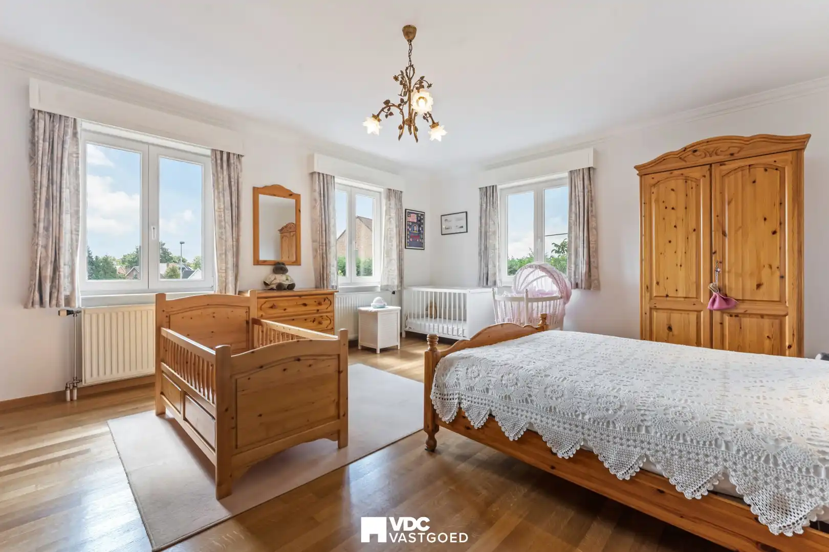 Unieke villa met kantoorruimte, binnenzwembad en opsplitsingsmogelijkheid – Tongeren/Borgloon foto 24