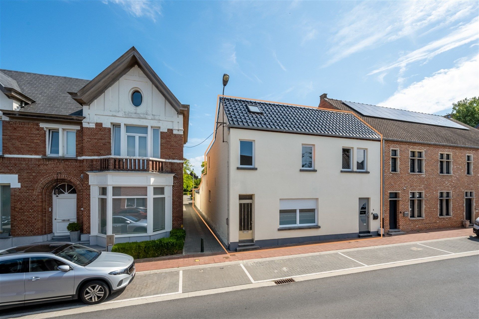 Grote woning met potentieel voor kangoeroewoning op toplocatie in Mere foto {{pictureIndex}}