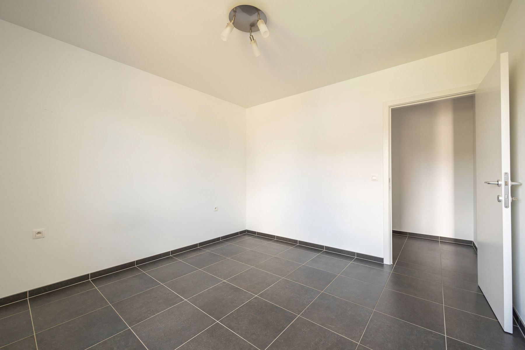 Energiezuinig appartement met 2 slaapkamers in het centrum van Merksplas. foto 13