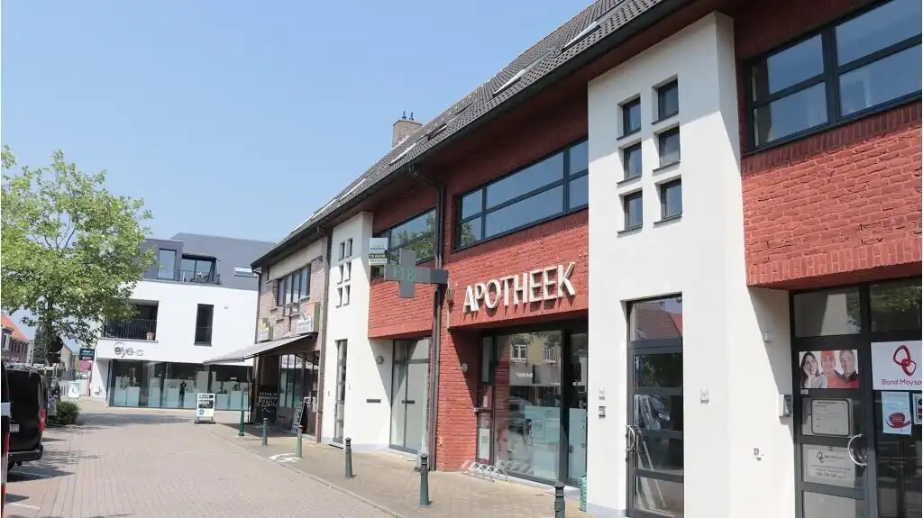 Ruime 3-slaapkamerduplex met Autostandplaats te huur in Zedelgem foto 7