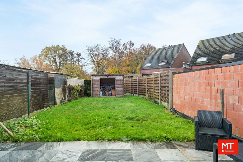 Woning met 2 slaapkamers, tuin en garage in het centrum van Zonnebeke foto 3