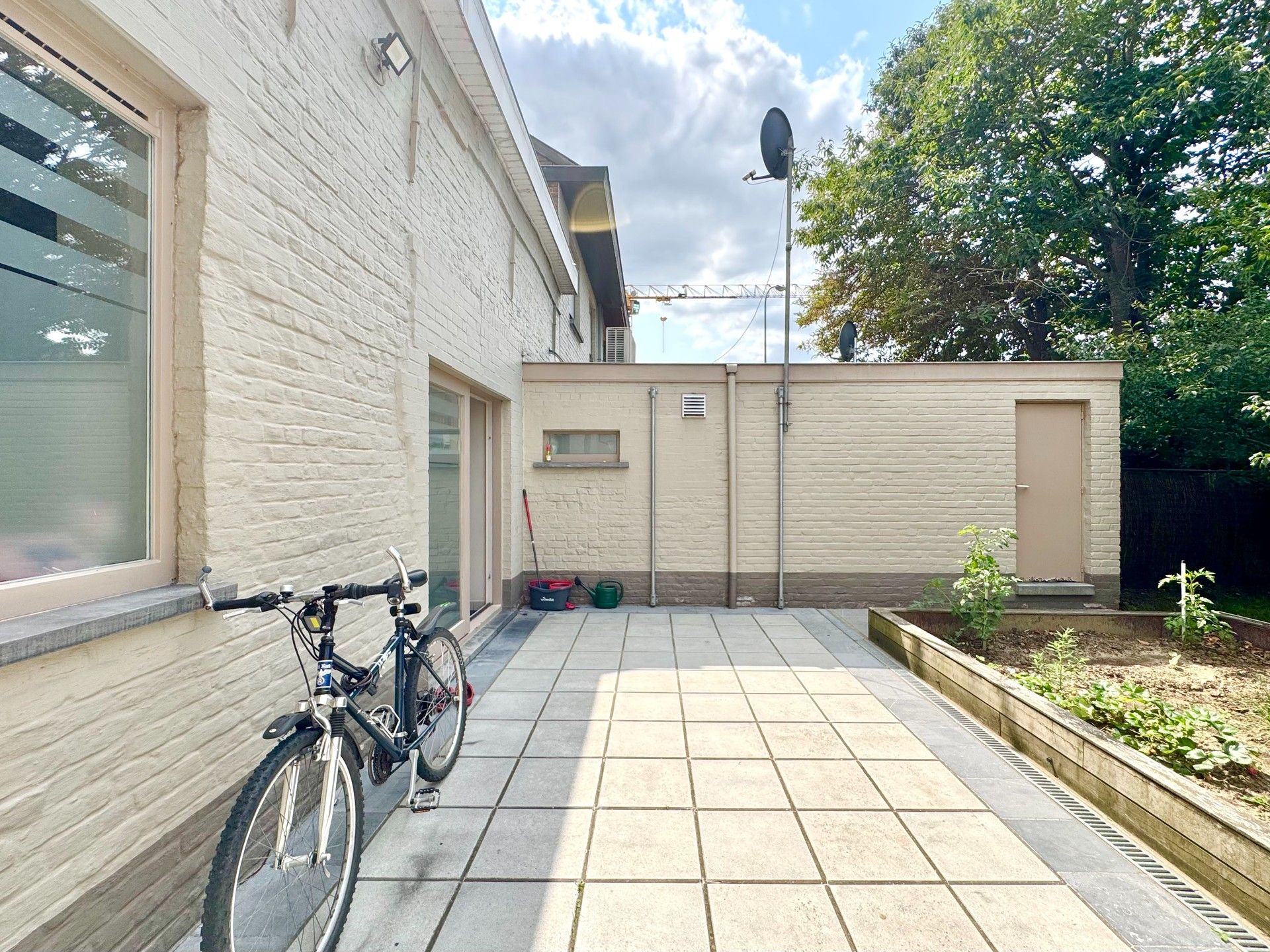 WONING - OPSLAGPLAATSEN op 553 M² foto 35
