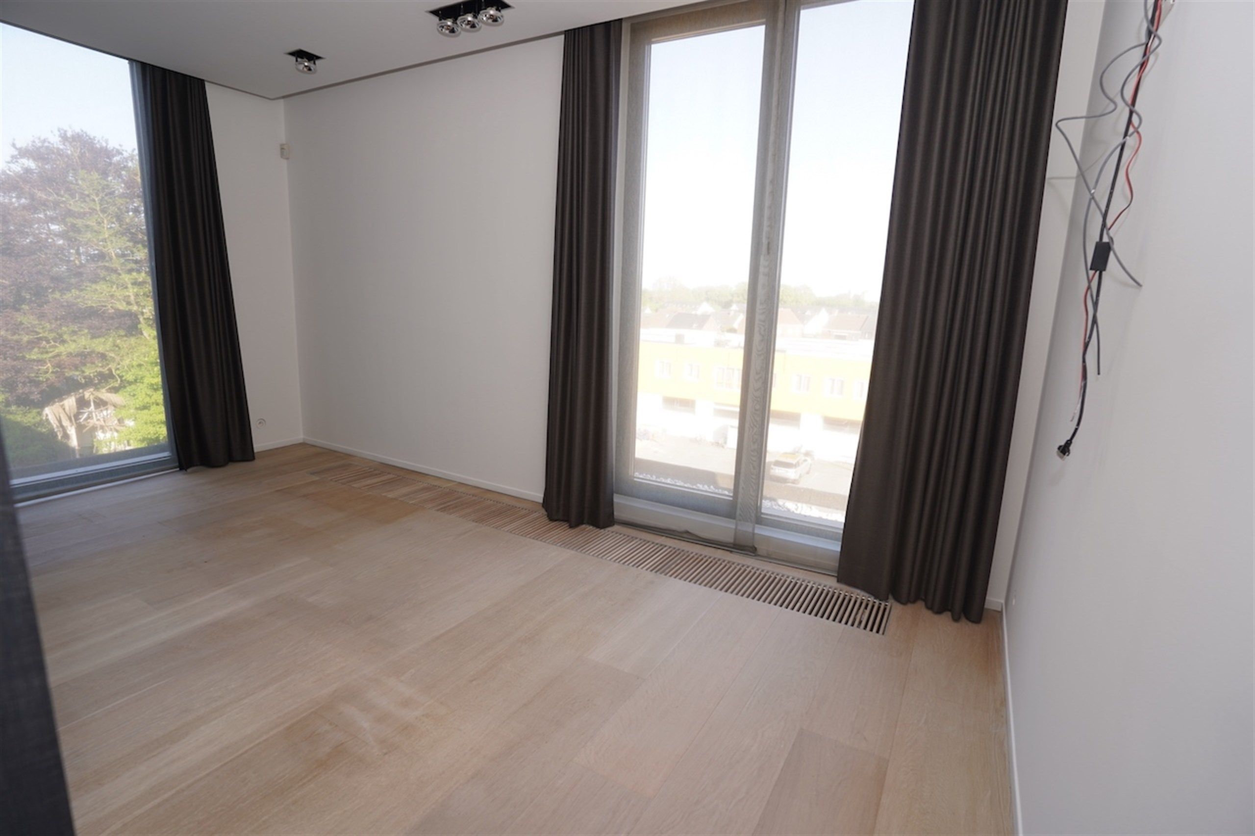 Exclusief Wonen: Luxepenthouse met Zwembadtoegang & 3 Slaapkamers! foto 18