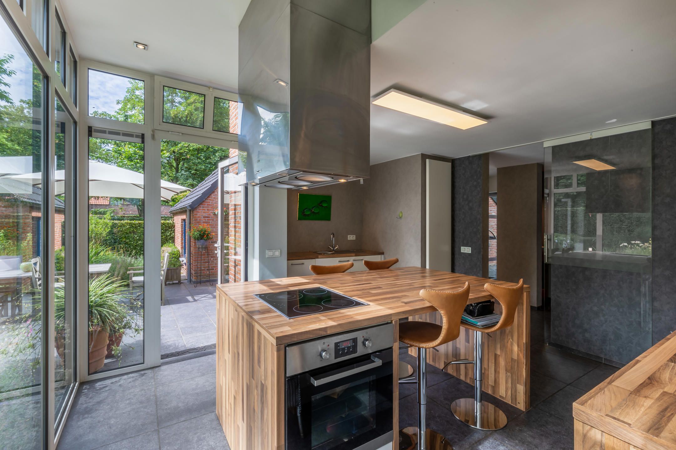 Prachtig perceel van 3348m2 met magnifieke tuin. foto 13