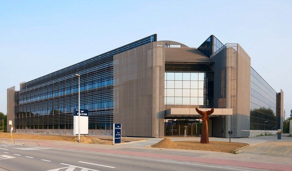 Gerenoveerde kantoren te huur in Falcon te Groot-Bijgaarden foto {{pictureIndex}}