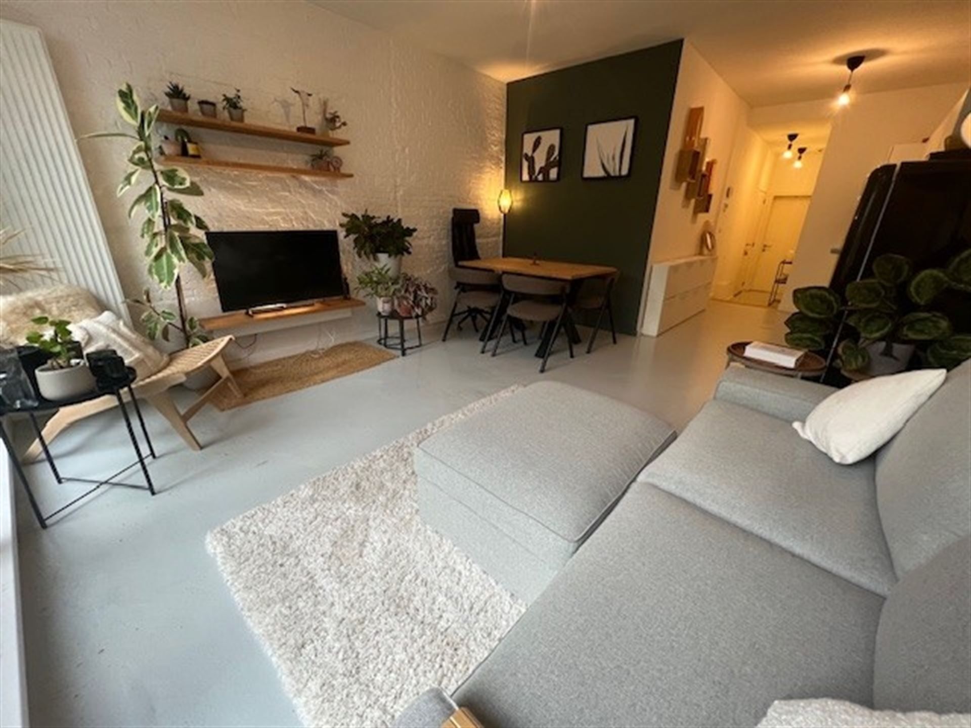 Stijlvol ingericht appartement in Wilrijk! foto {{pictureIndex}}