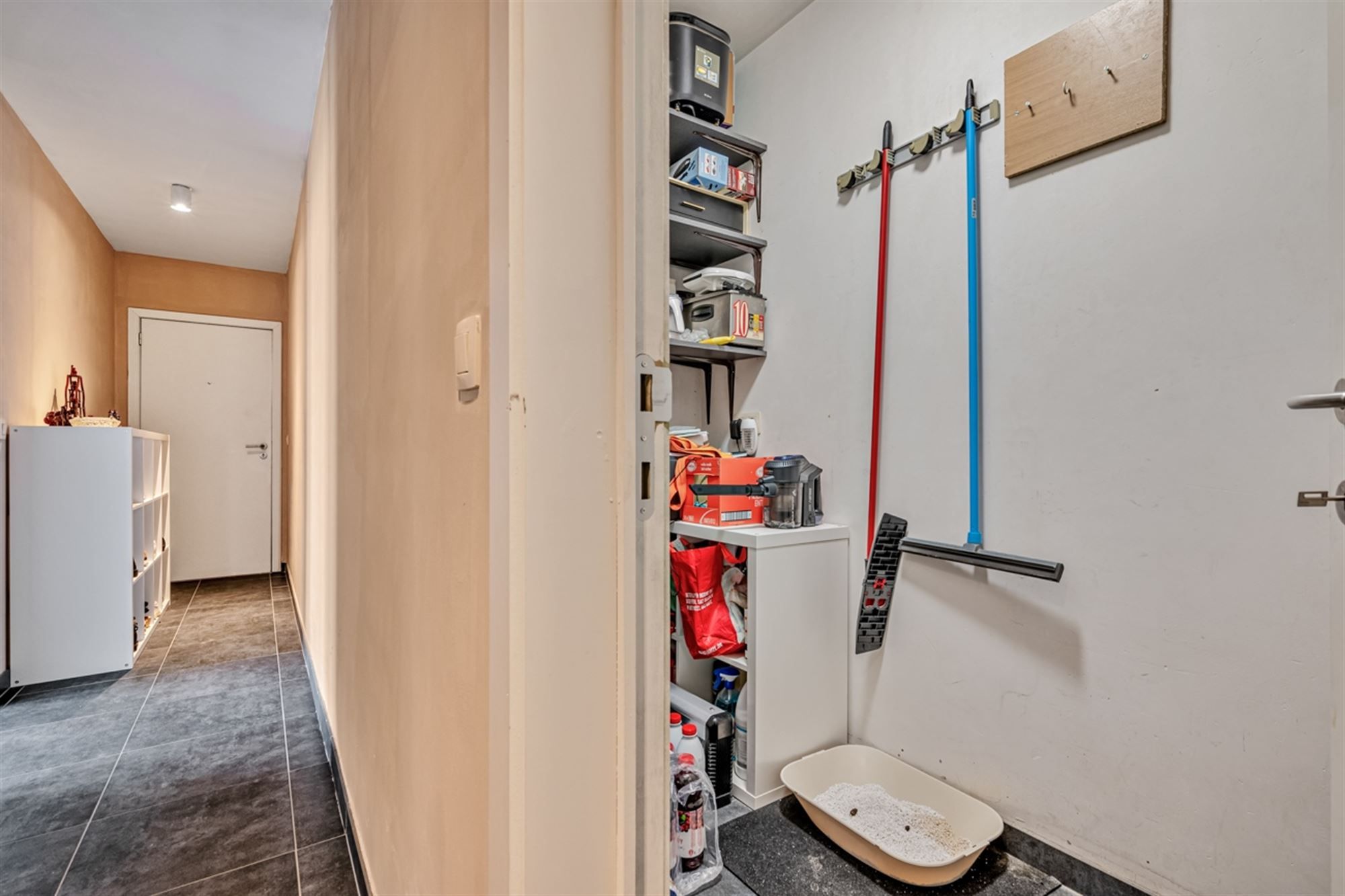 Gelijkvloers appartement met tuin en 2 slaapkamers foto 13