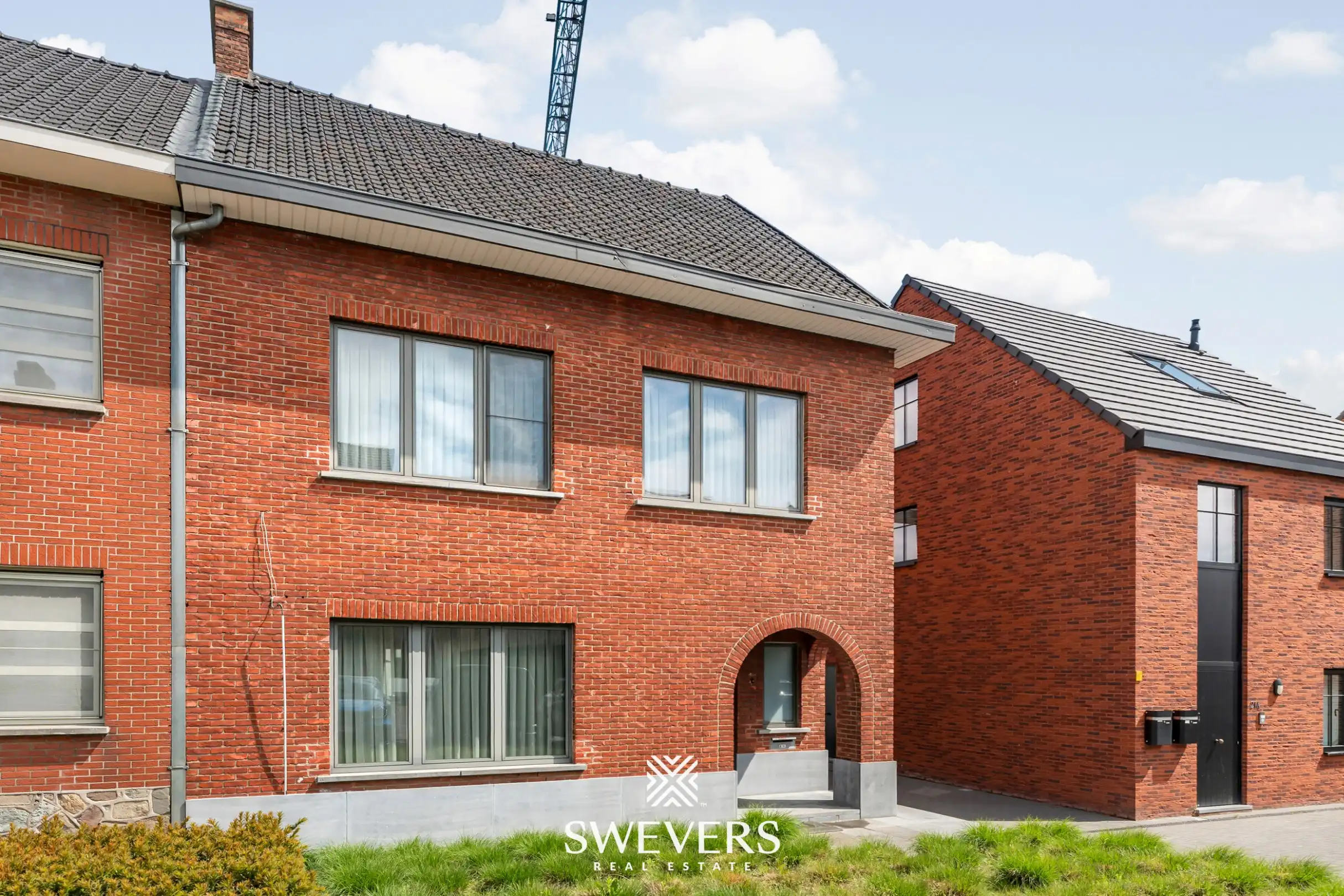 Statige woning met veel potentieel in het centrum van Diepenbeek foto 26