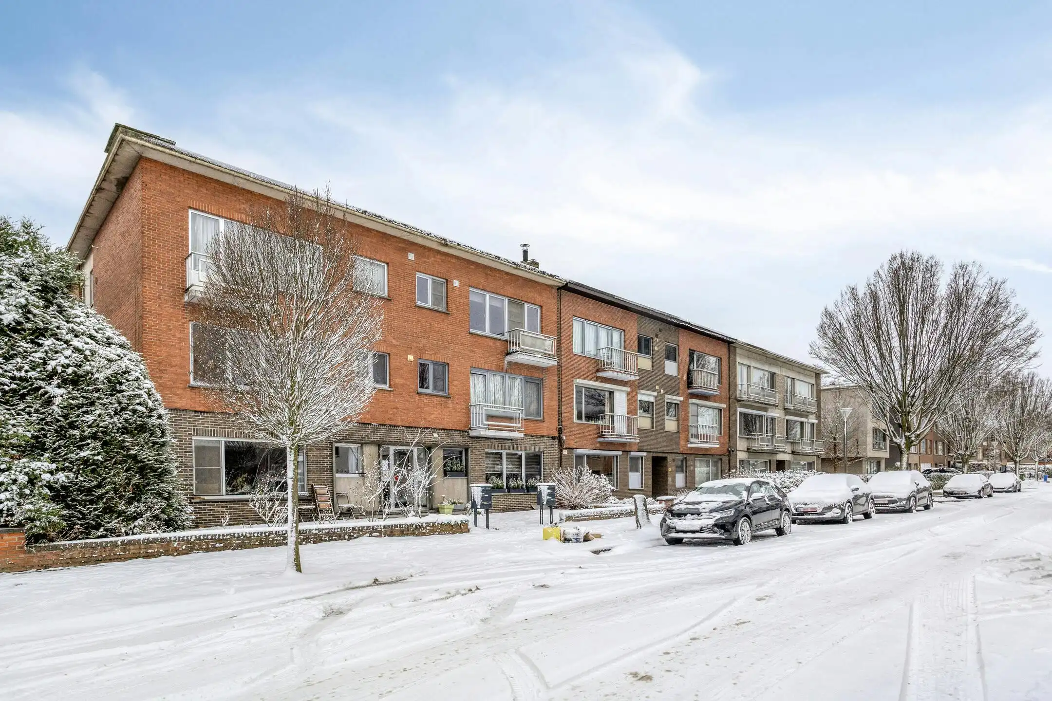 Te renoveren appartement van ca. 110 m² te koop in Wilrijk foto 30