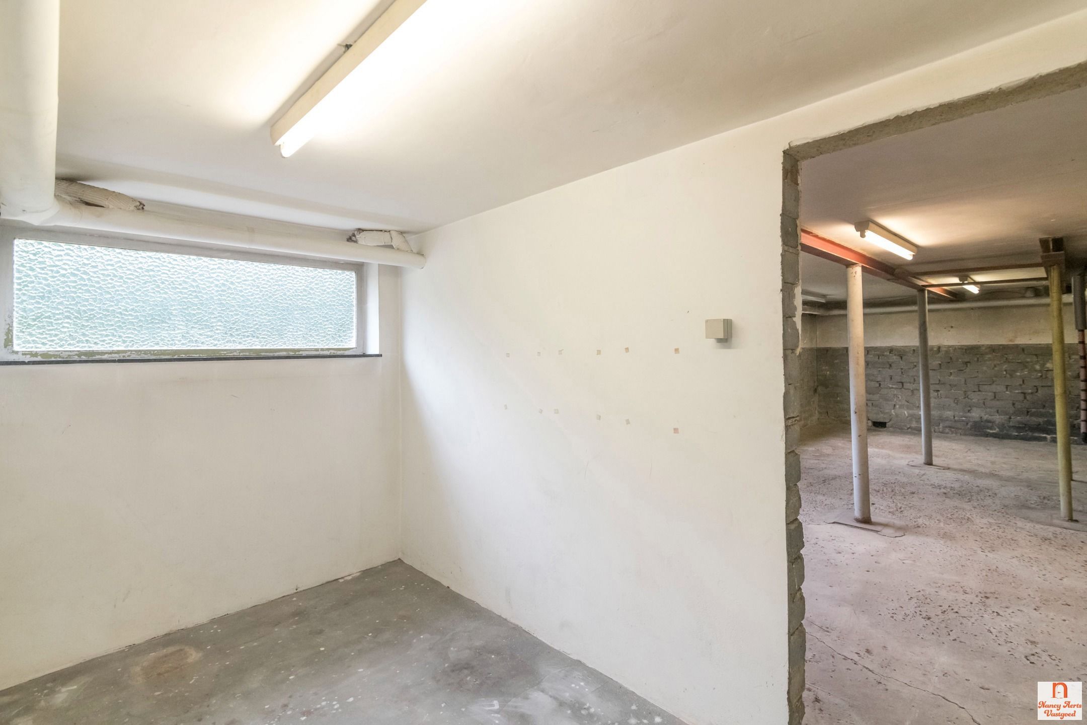 Split-level woning met grote tuin en vrij uitzicht foto 69