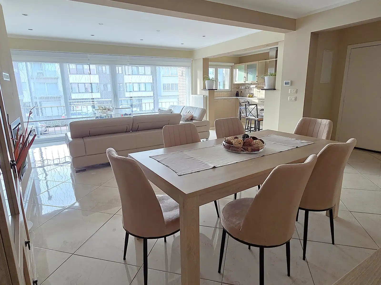WSB-Immo: gerenoveerd appartement op toplocatie! foto 3