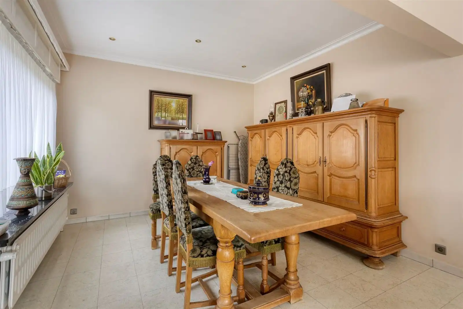 Viergevel te koop in Meerbeke foto 9