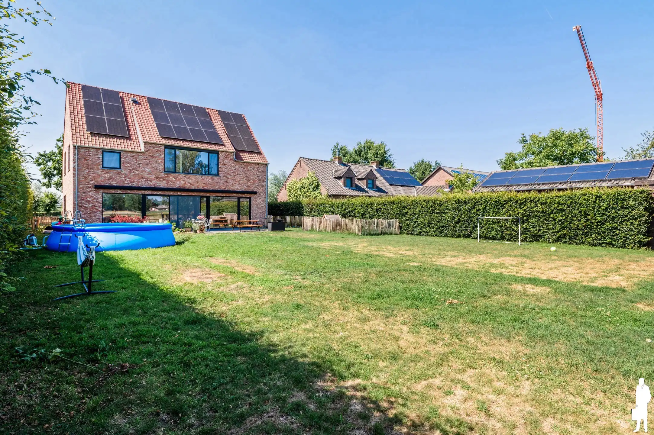 Landelijk en rustig gelegen woning met 4 slaapkamers en 2 badkamers op 1021 m2. foto 17