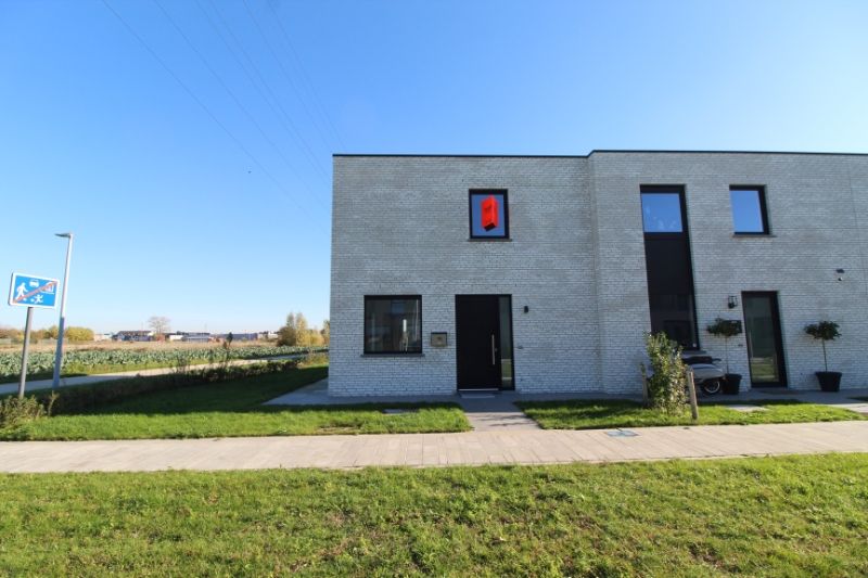 Zeer energiezuinige nieuwbouwwoning te Roeselare foto 2