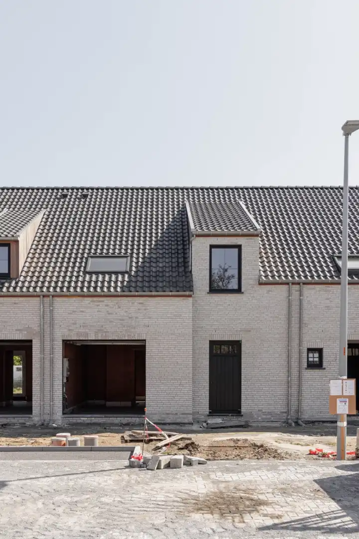Ruime energiezuinige woning in groene wijk foto 5