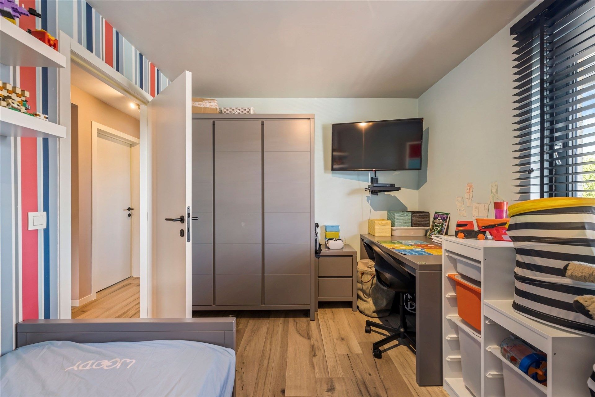Uitstekende gezinswoning met 4 slaapkamers gelegen in een kindvriendelijke woonwijk foto 25