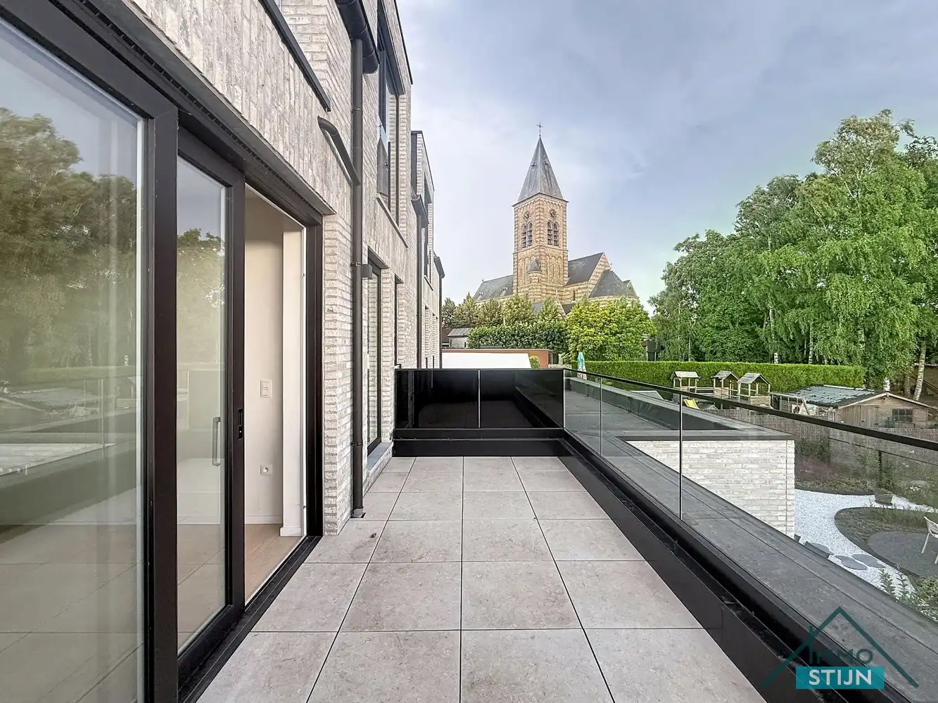Recent appartement met terras in centrum Passendale foto 12