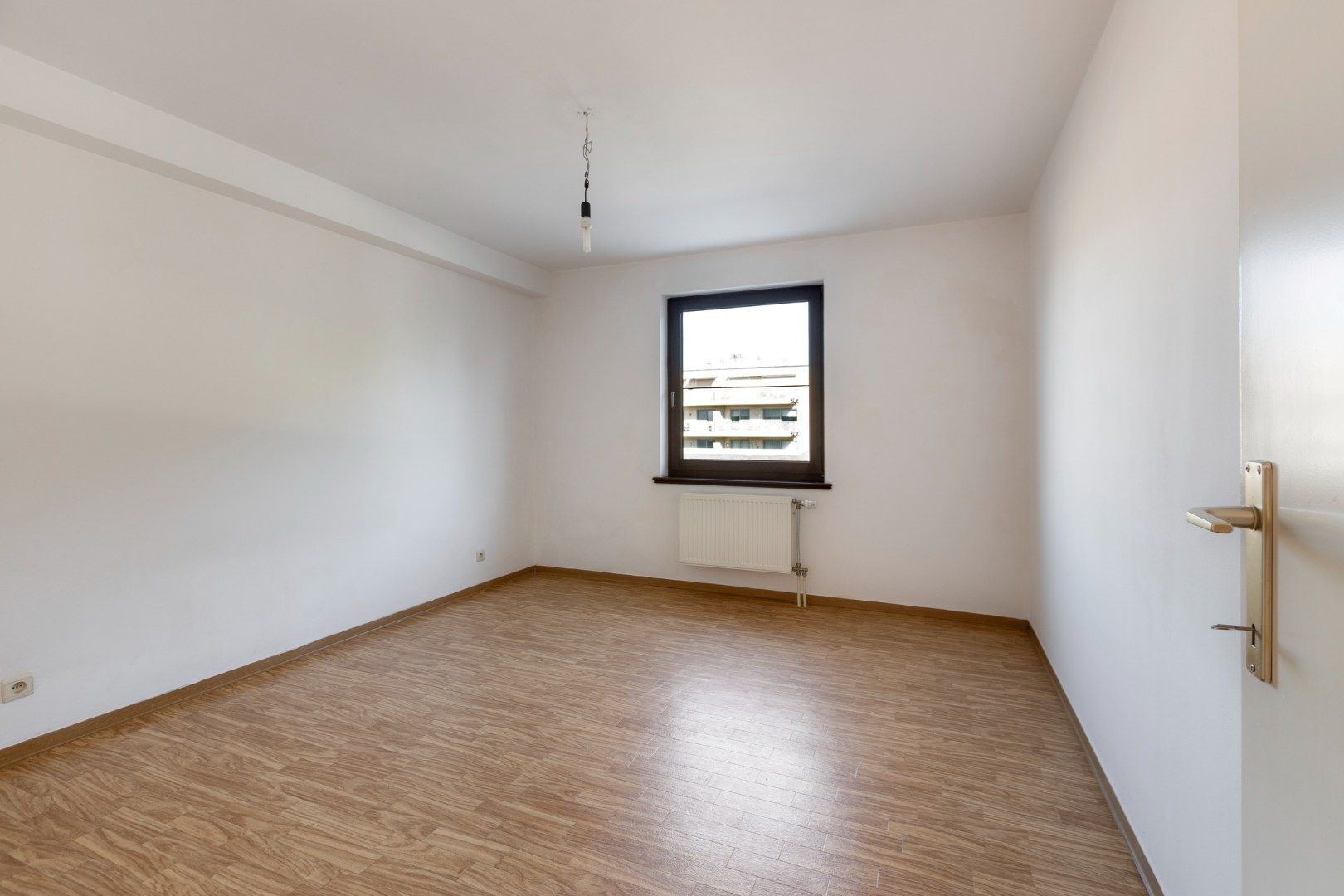 Appartement met 2 slaapkamers en garage nabij het centrum van Mol ! foto 12