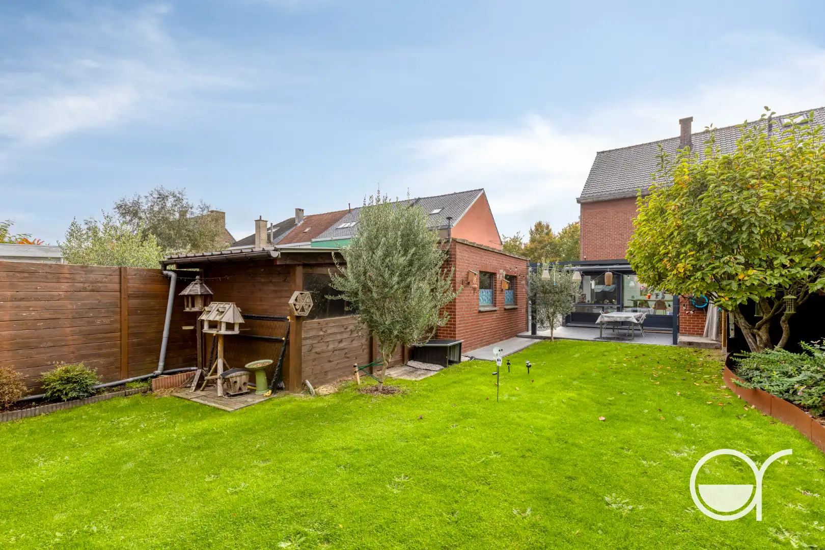 Halfopen bebouwing  met 3 slaapkamers gelegen in Destelbergen. foto 3