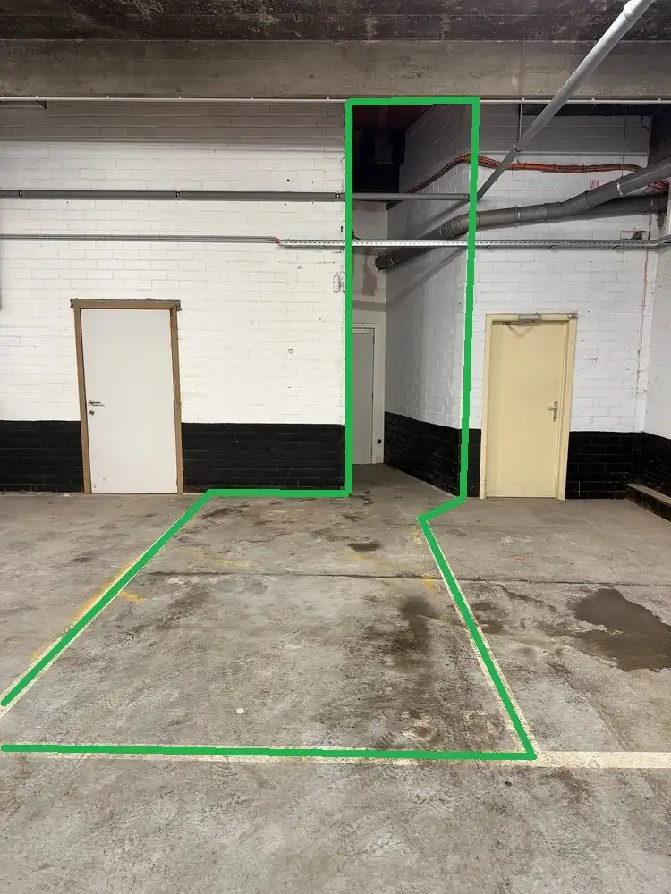 Autostaanplaats met Berging te koop op een toplocatie in centrum Lier foto {{pictureIndex}}