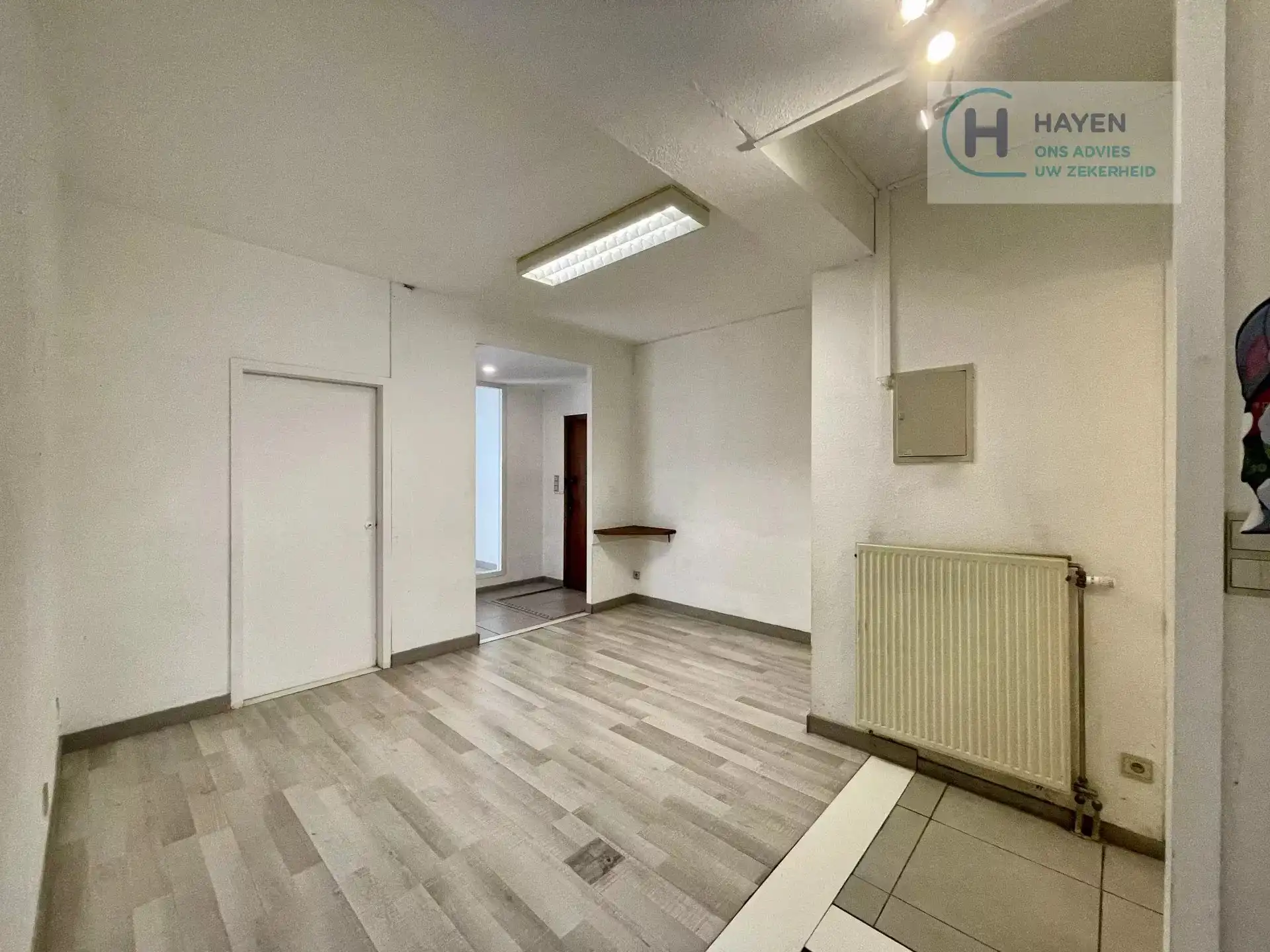 Instapklaar 1-slaapkamerappartement met gezellig balkon in het centrum van Tongeren foto 12