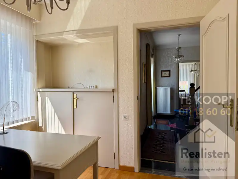 Charmant en ruim huis te koop in Stokrooie - Perfecte gezinswoning met 4 slaapkamers en een tennisplein foto 27