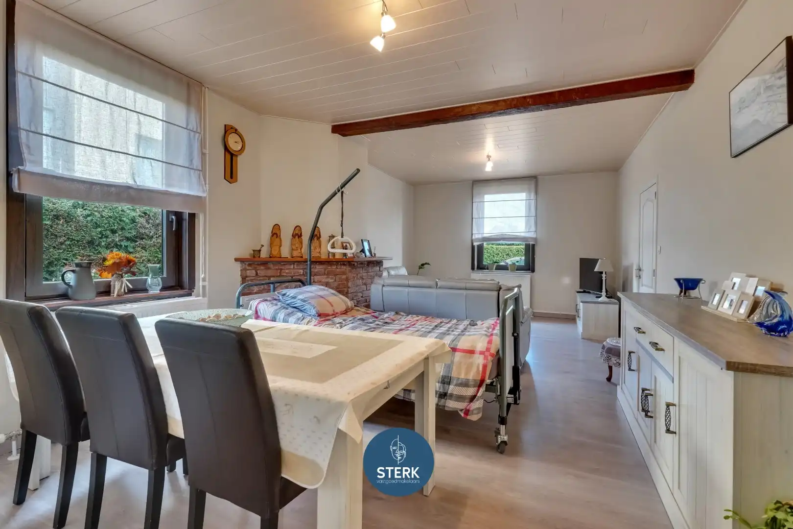 CHARMANTE HALFOPEN WONING OP EEN CENTRALE LOCATIE TE MAASMECHELEN !  foto 5