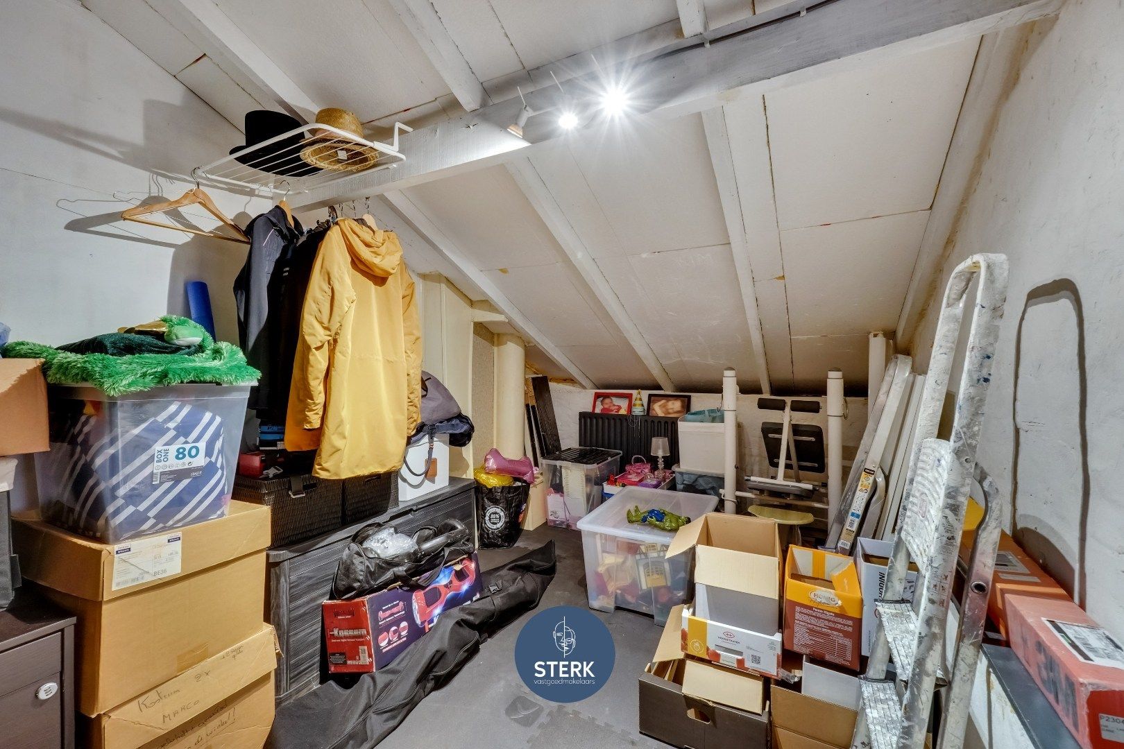 CHARMANTE GEZINSWONING MET 3 SLPKS IN HARTJE OUD-REKEM !  foto 13