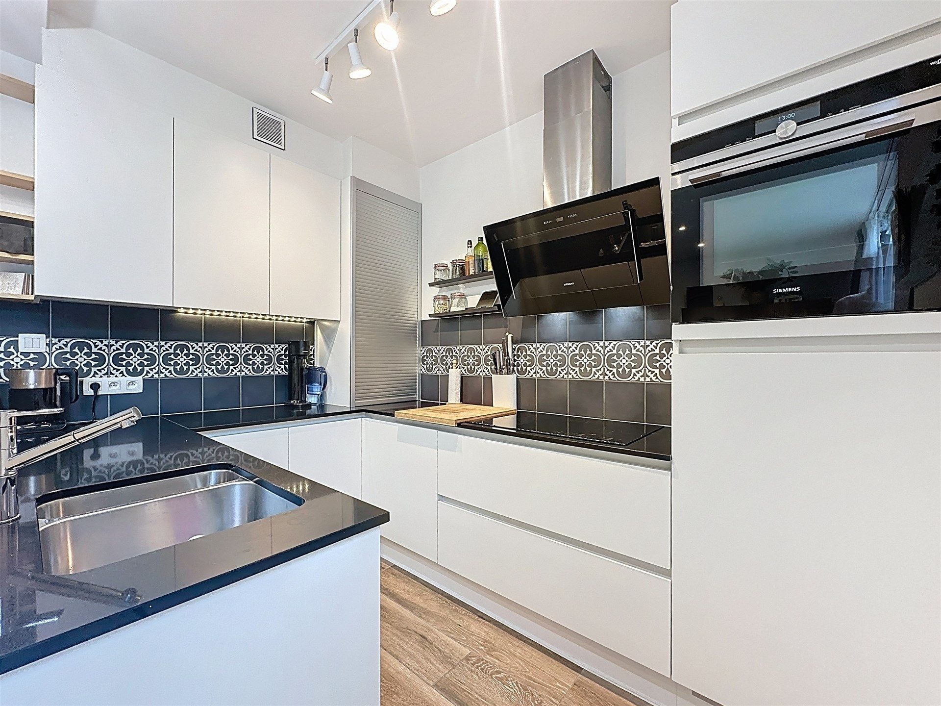 Recente woning met 4 slk en autostaanplaats op toplocatie foto 6