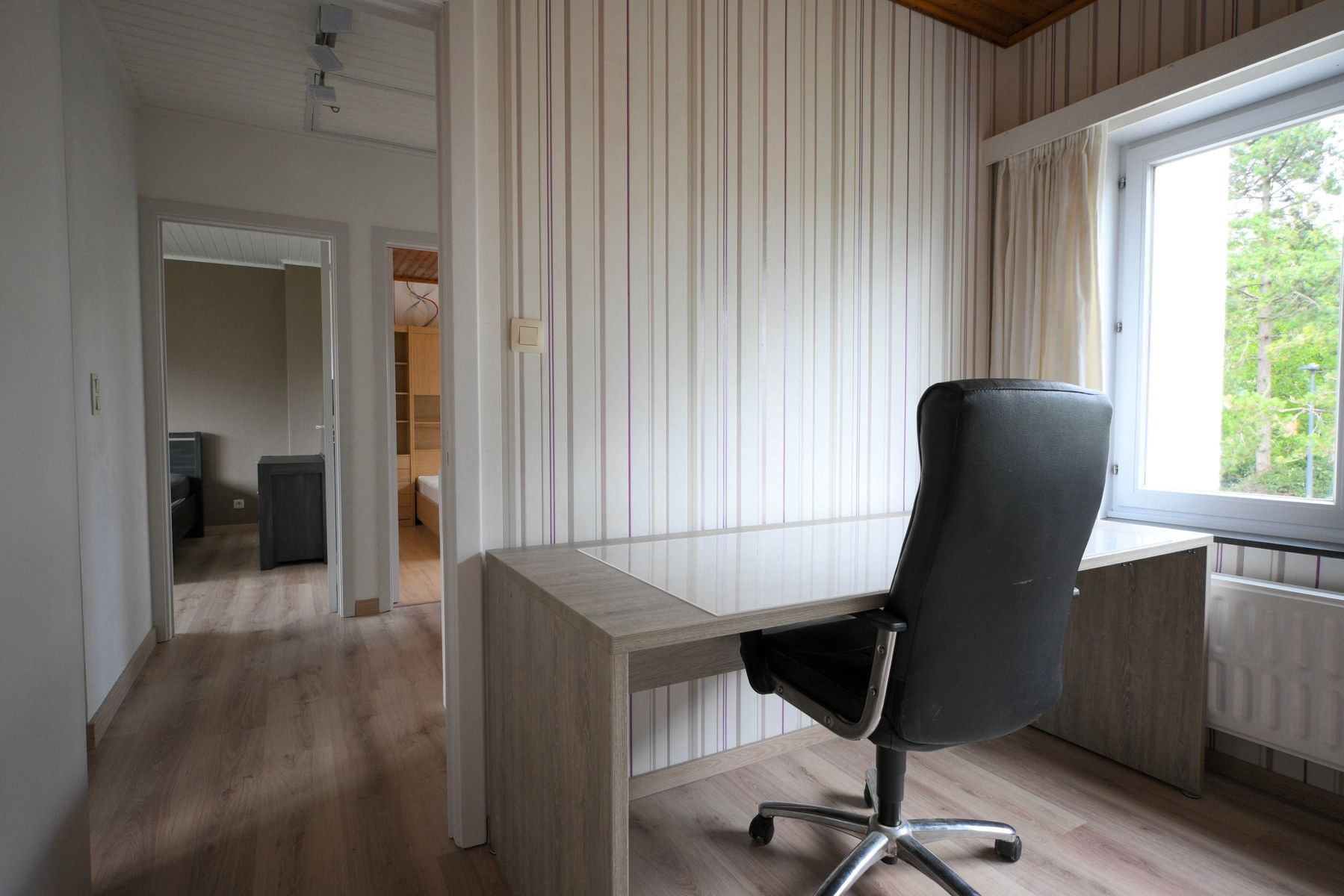 Leuke gezinswoning op kindvriendelijke locatie in Oostende. foto 8