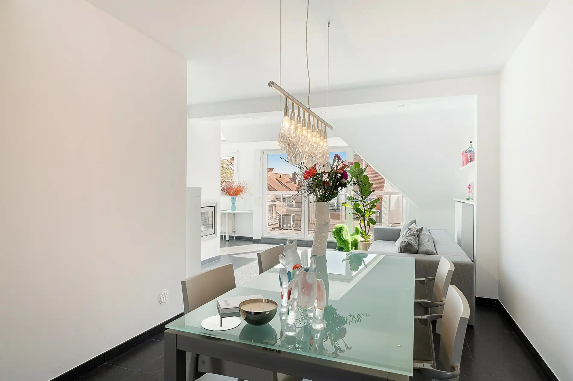 Ruim duplex appartement met zonnige terrassen in hartje Knokke foto 4