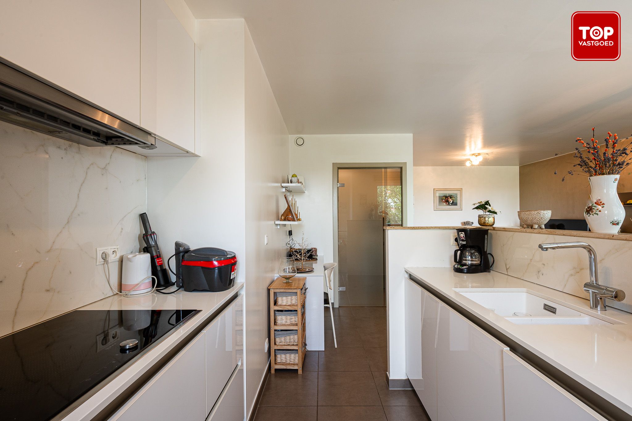 Recent 1-slaapkamer appartement met mooi terras.  foto 5