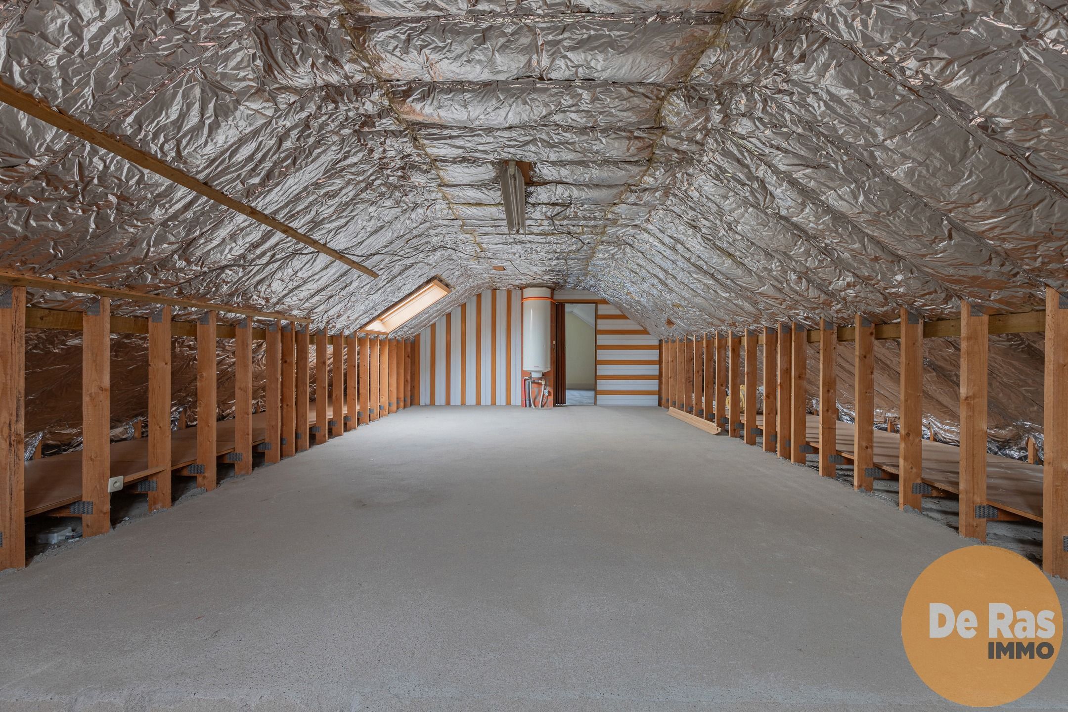 WICHELEN - Goed onderhouden woning op goede locatie met tuin foto 17