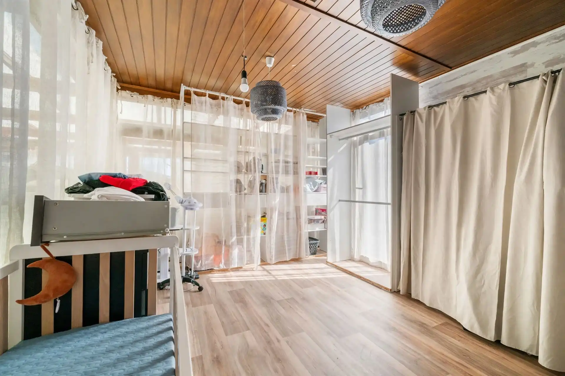 Mooie woning met een enorme potentieel!  foto 16