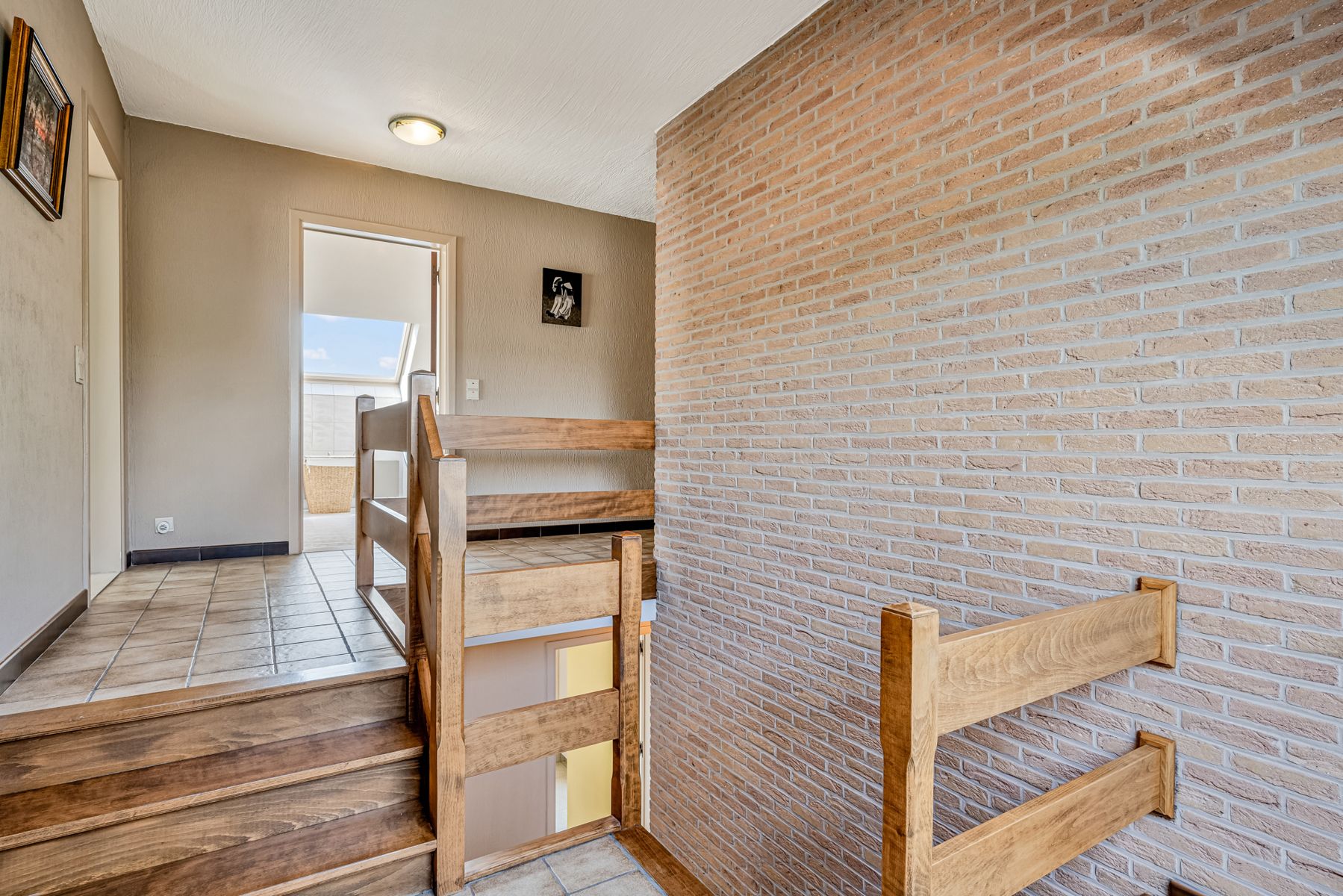 Ruime woning met OPTIE aankoop bouwgrond ernaast foto 9