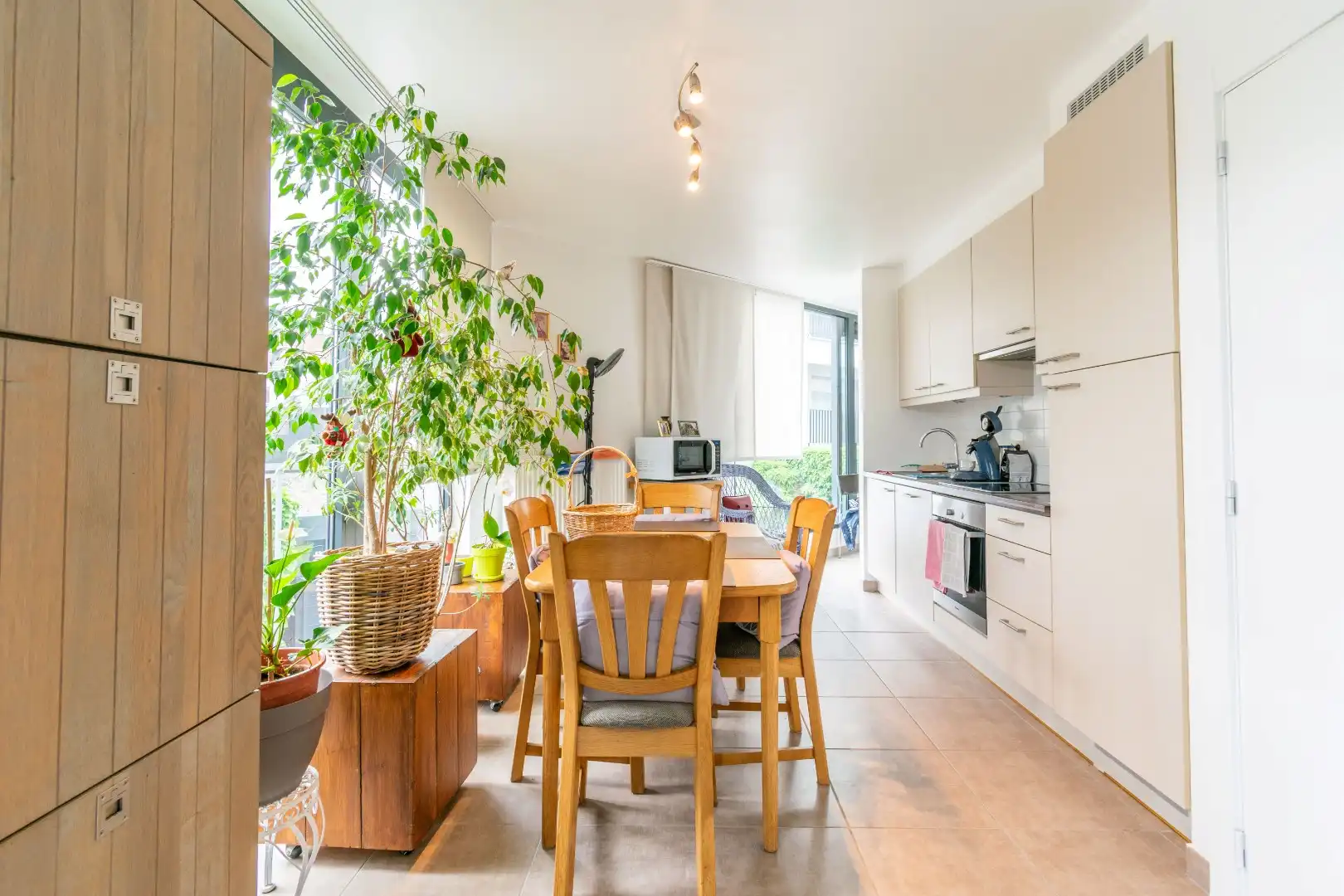 Een aangenaam, recent appartement te Halle! foto 8