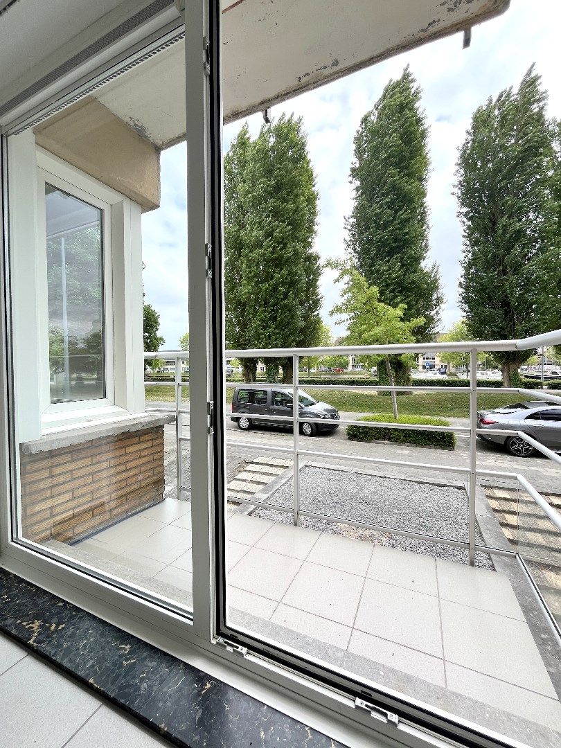 Lichtrijk 3-slpkr appartement met garage foto 10