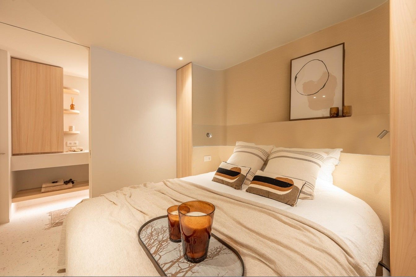 Fantastisch gerenoveerd appartement met adembenemend zeezicht op de zeedijk. foto 10
