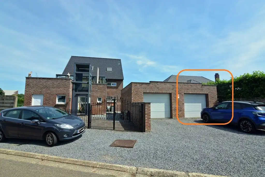 Gelijkvloers appartement met 3 slpks, veranda, tuin en garage foto 24