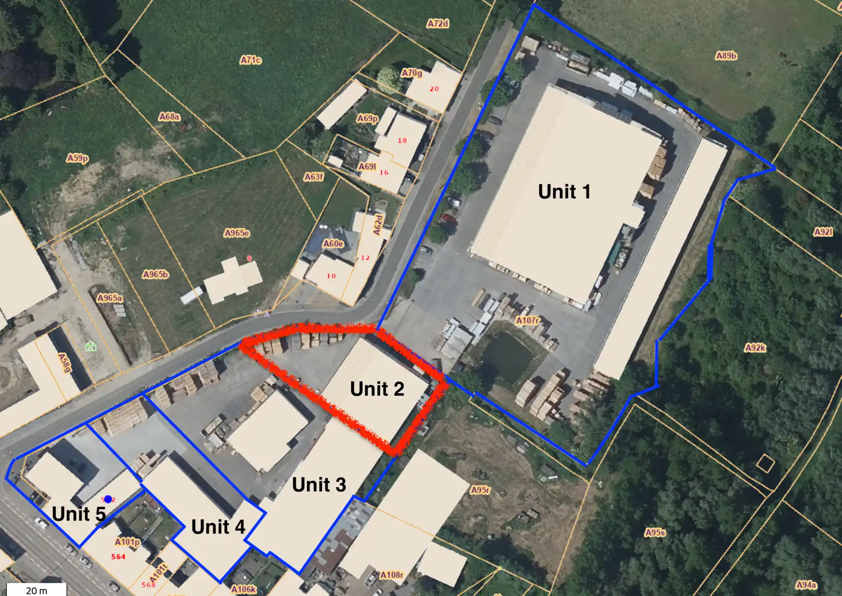 Unit 2 : gesloten loods met afdak foto {{pictureIndex}}