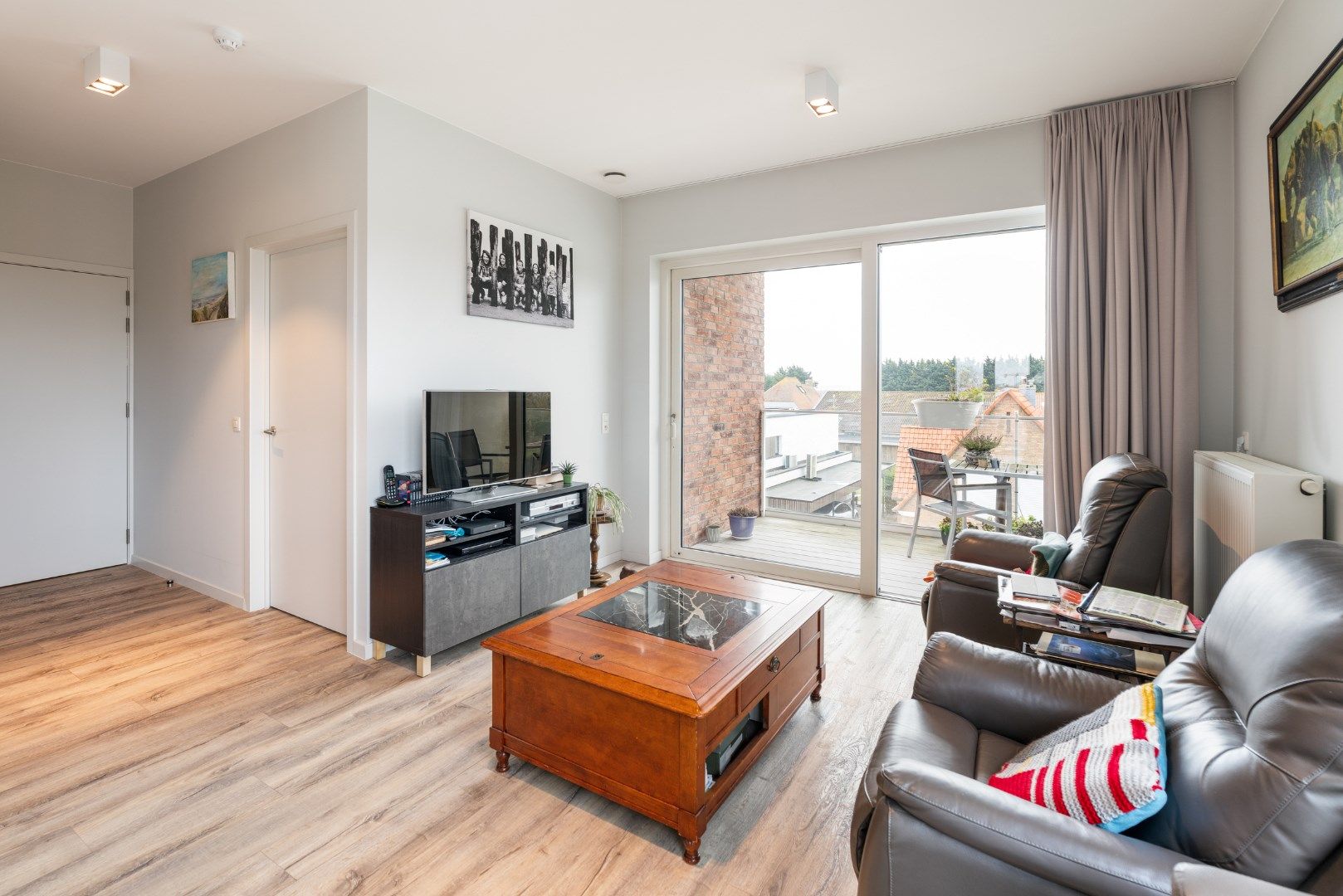 Ruime serviceflat in standingvol gebouw foto 7