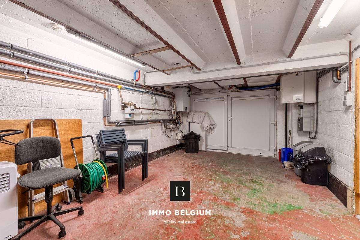 Prachtig gerenoveerde woning op 700m van het strand foto 18