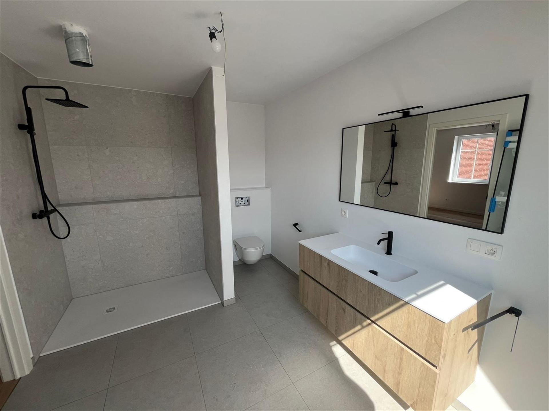 Prachtige nieuwbouw 3-gevel op rustige locatie foto 16