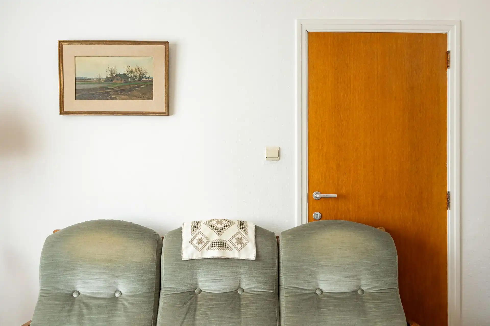 Te renoveren woning met potentieel in de Letterkundestraat! foto 4