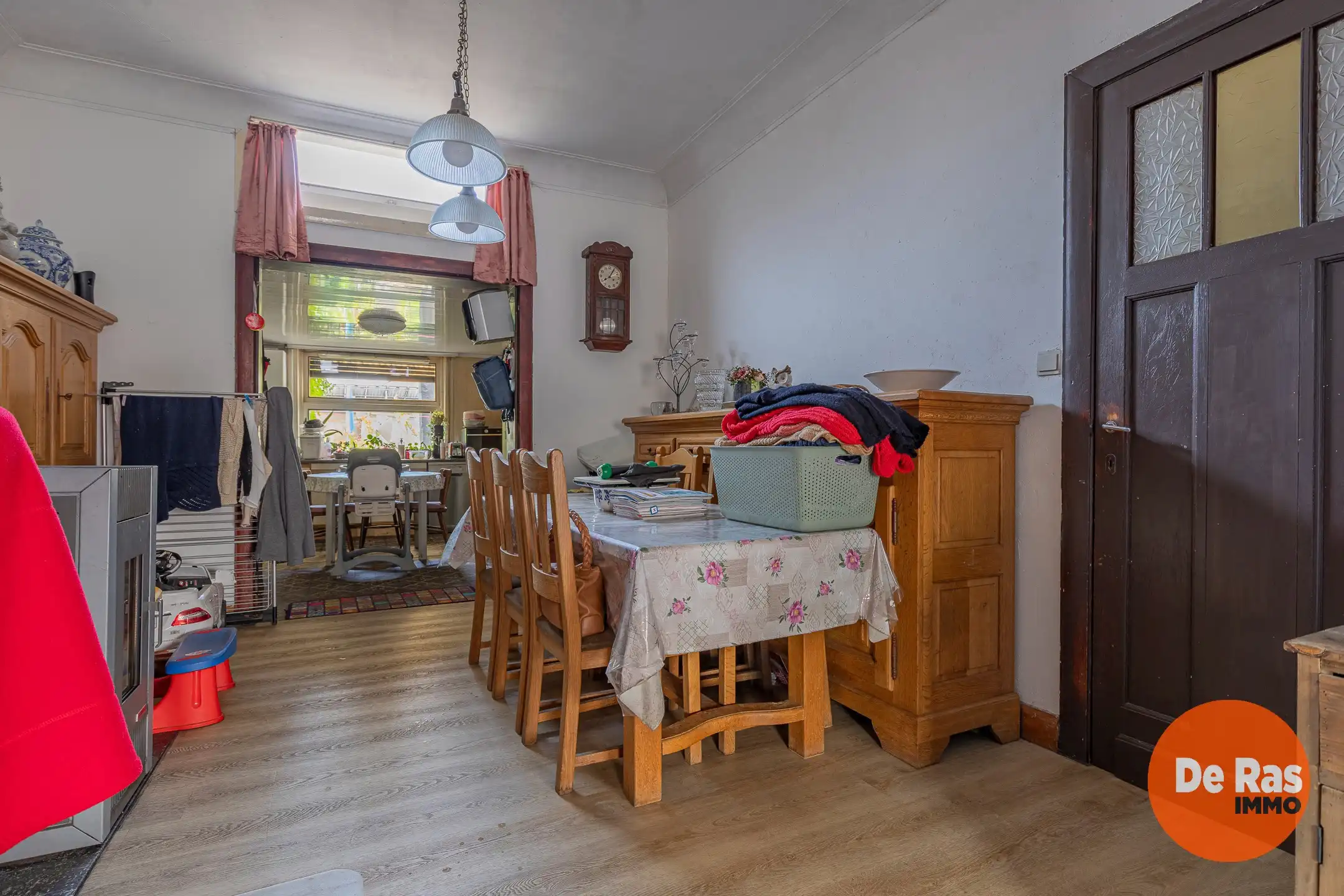 LEDE - Te renoveren woning met 4 slaapkamers nabij centrum foto 5