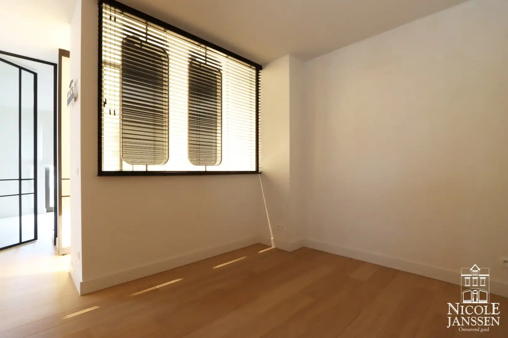 Luxe nieuwbouwappartement op de 3de verdieping met mooi terras  foto 13