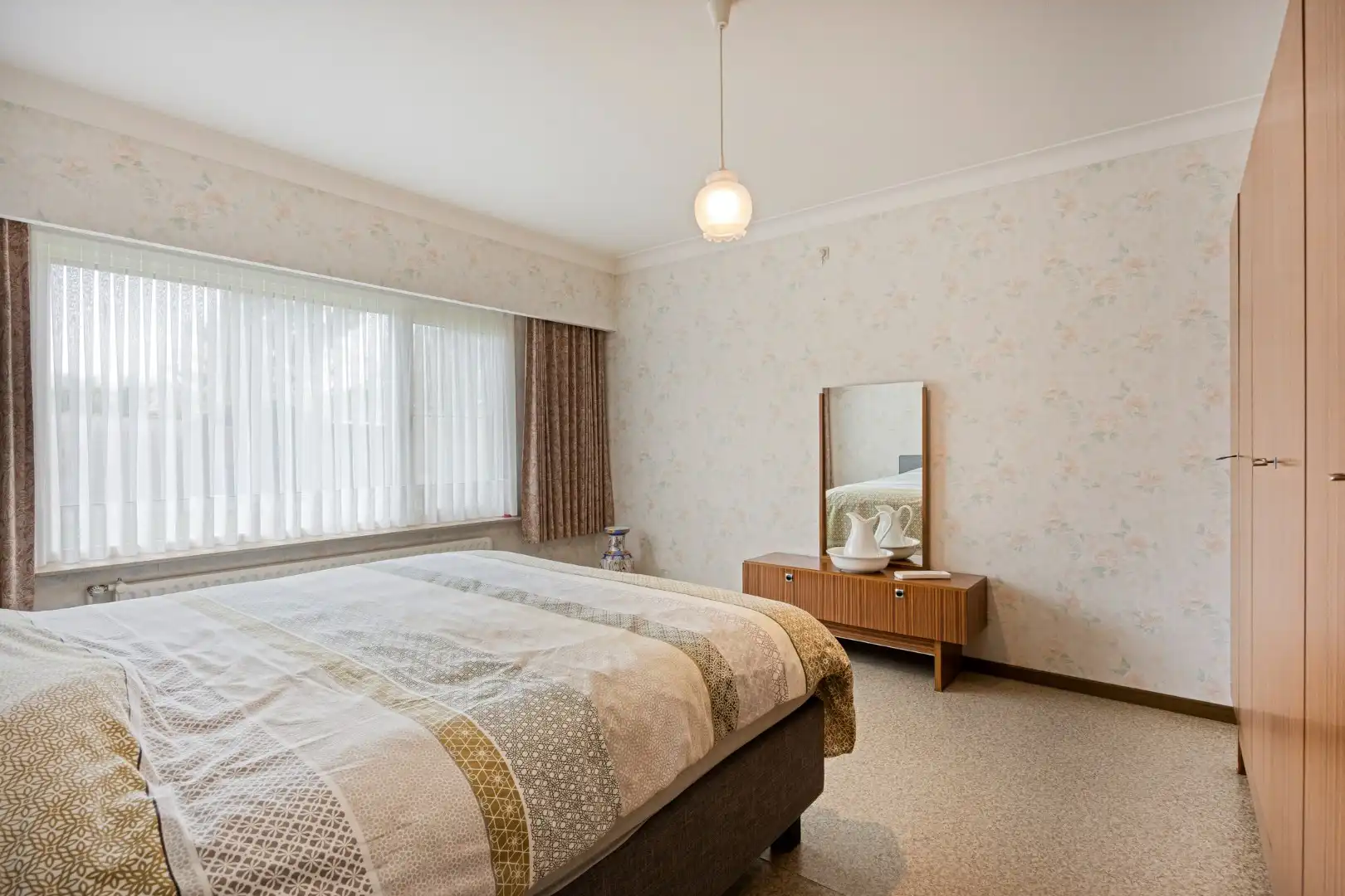 Ruim ingedeelde gelijkvloers woning op een mooi breed perceel van 812 m². foto 25