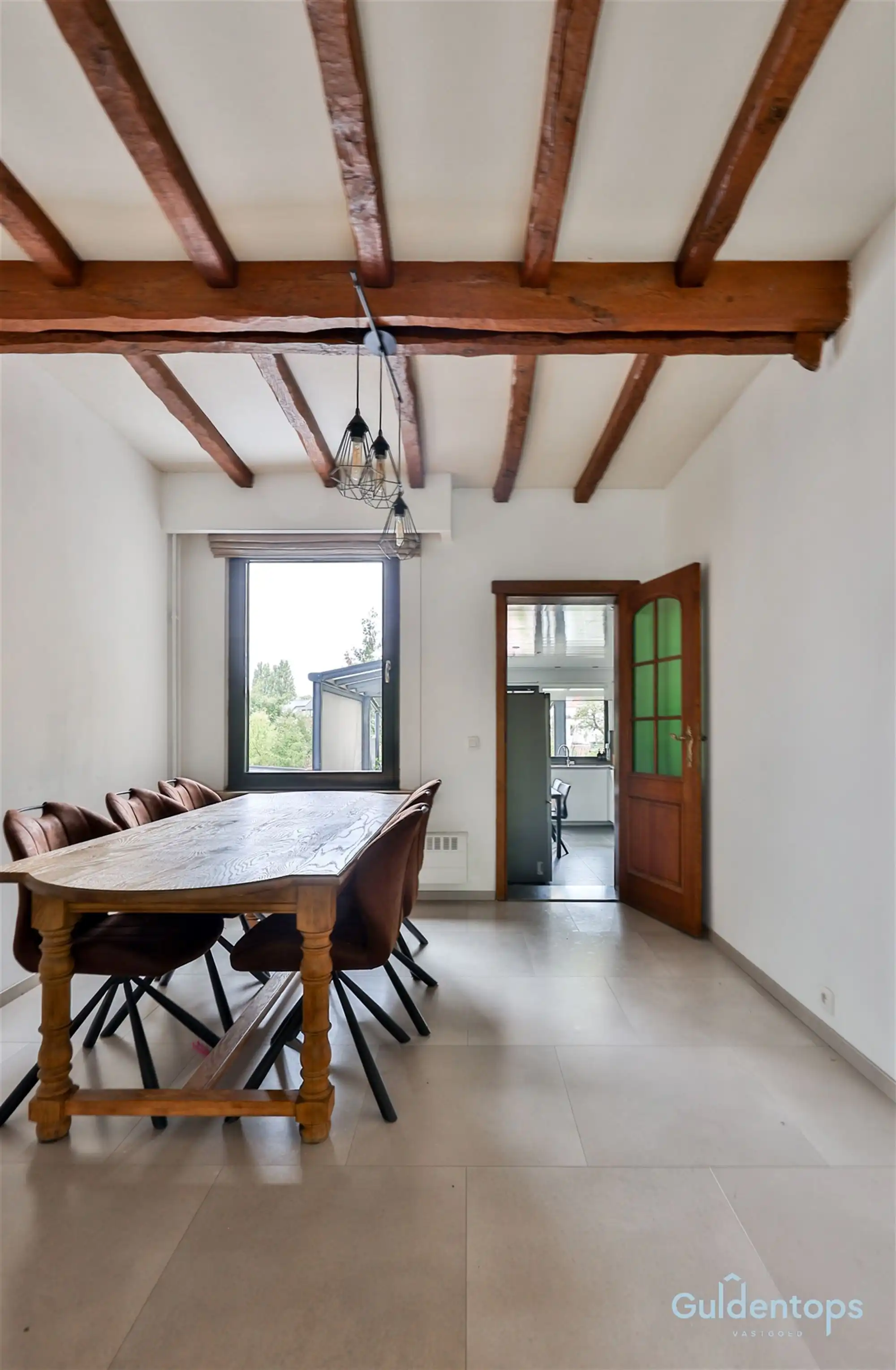 Instapklare woning op mooie en rustige locatie foto 8